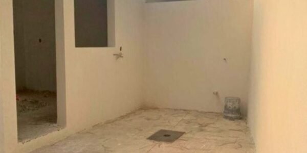 Casa a La Venta de un Piso, Dos Recamaras en Ribera del Río