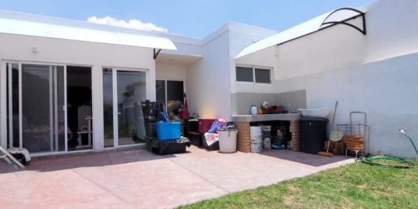 Casa en Venta de un Piso, en Tequisquiapan, Col. Bordo Blanco