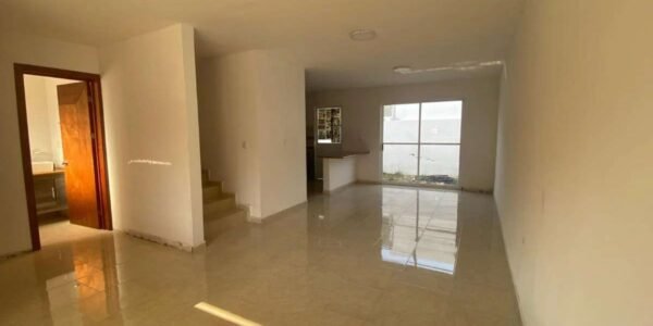 Bonita Casa en El Fraccionamiento Bosques de San Juan