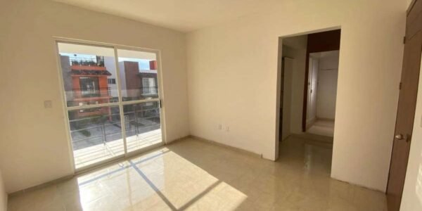 Bonita Casa en El Fraccionamiento Bosques de San Juan