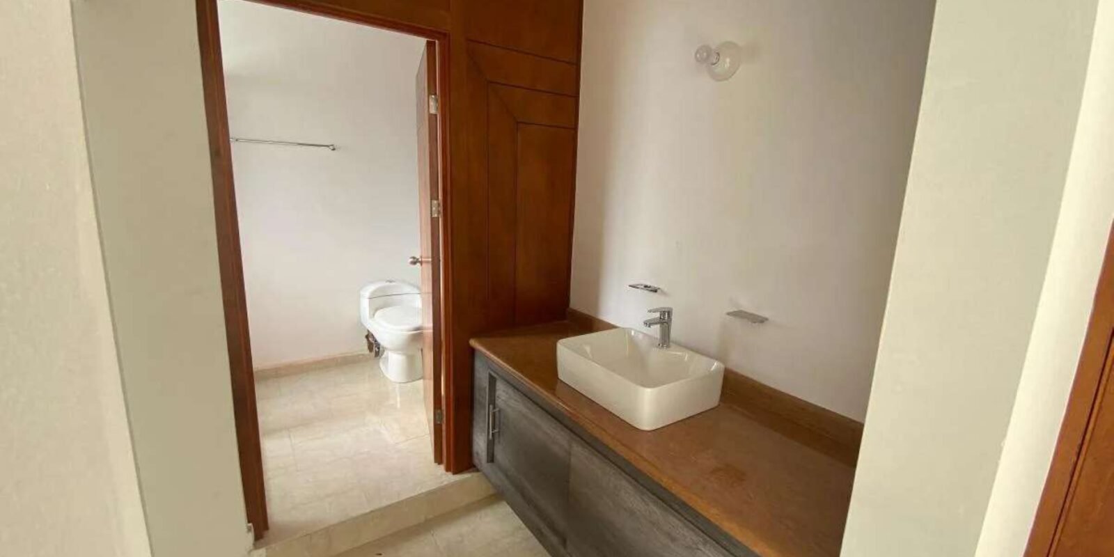 Bonita Casa en El Fraccionamiento Bosques de San Juan