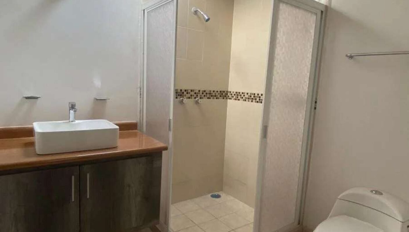 Bonita Casa en El Fraccionamiento Bosques de San Juan