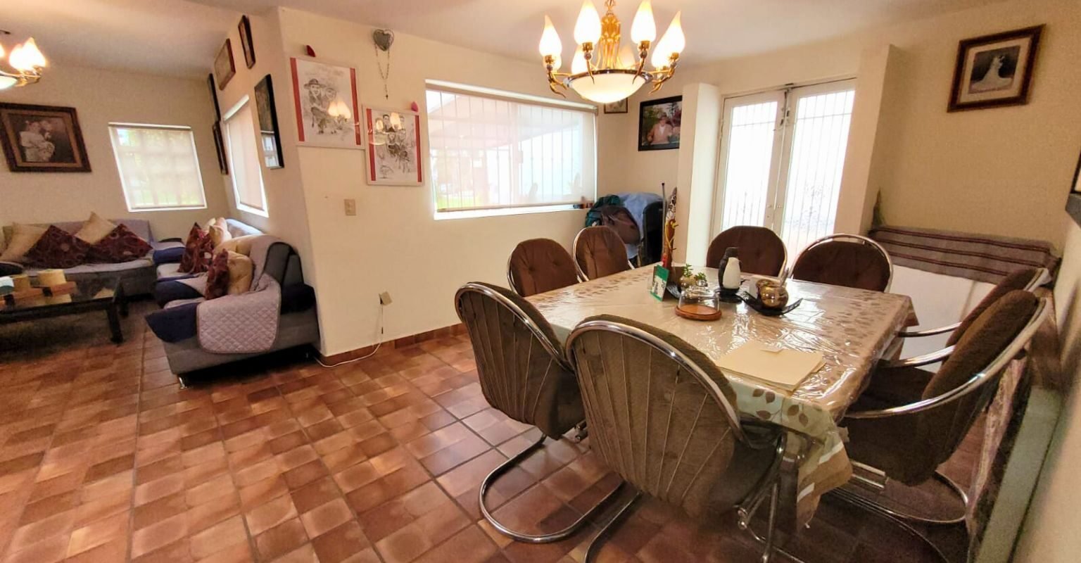 Casa de un Piso de 223 m² en Fraccionamiento Bosques de San Juan