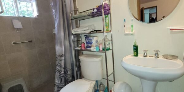 Casa de un Piso de 223 m² en Fraccionamiento Bosques de San Juan