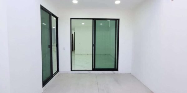 Casa en Venta. Fracc. Bosques de San Juan, en San Juan del Río, Qro.