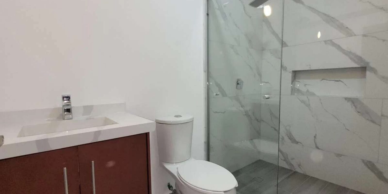 Casa en Venta. Fracc. Bosques de San Juan, en San Juan del Río, Qro.