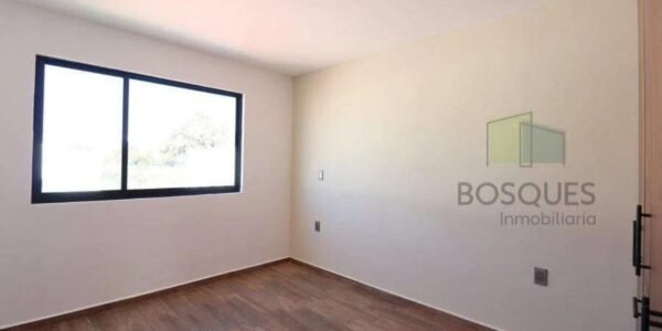 Moderna Casa de dos niveles,186 m2 de Construcción. Fraccionamiento Bosques de San Juan