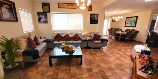 Casa de un Piso de 223 m² en Fraccionamiento Bosques de San Juan