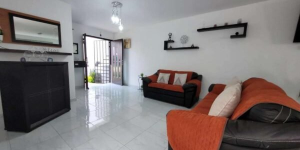 Casa en Venta. Fracc. Bosques de San Juan, San Juan del Río, Qro