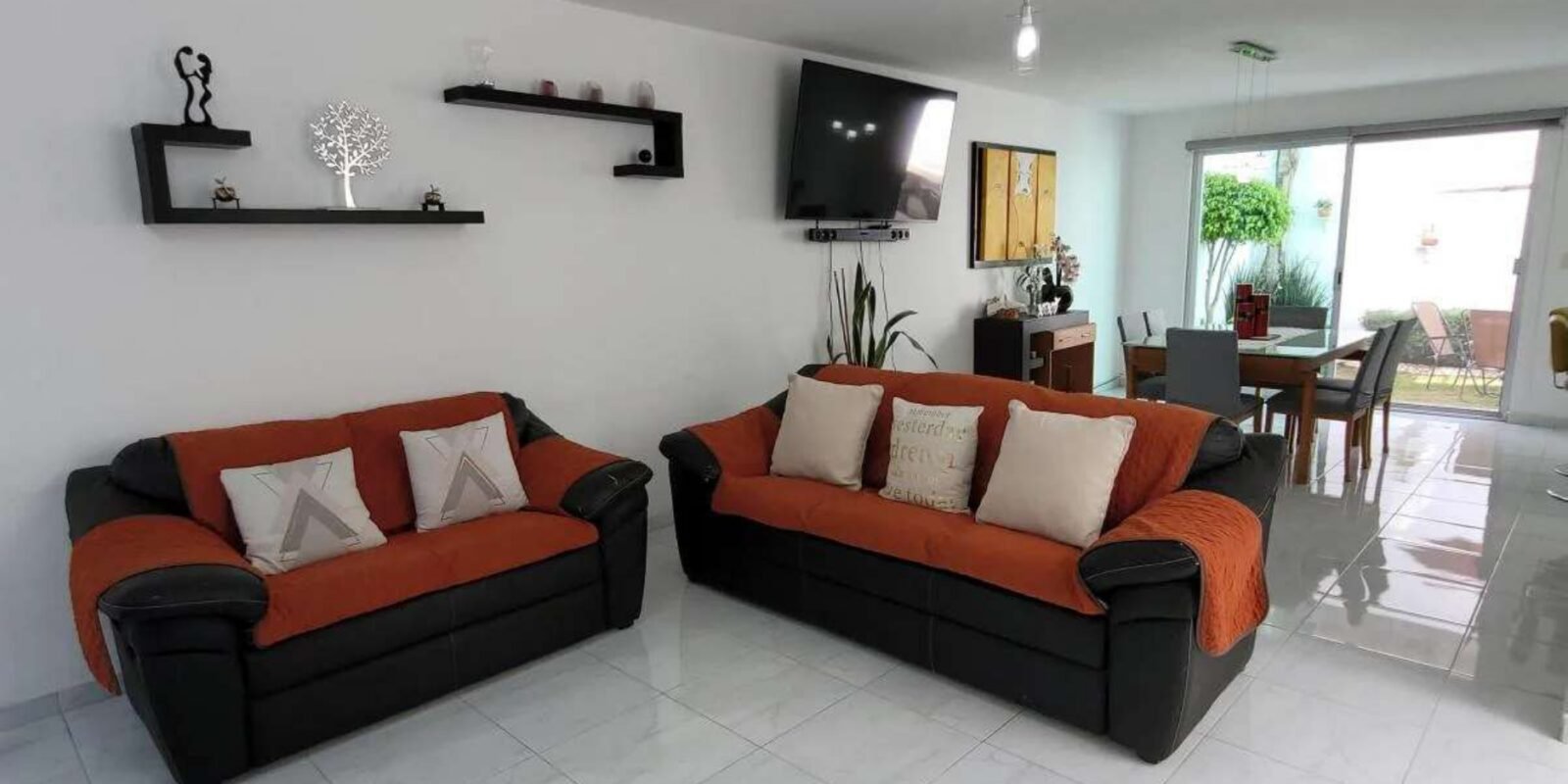 Casa en Venta. Fracc. Bosques de San Juan, San Juan del Río, Qro