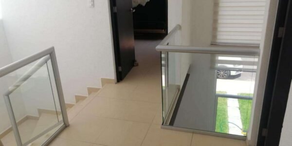 Casa en Renta Amueblada Fracc. Agave Azul. San Juan del Rio, Qro.