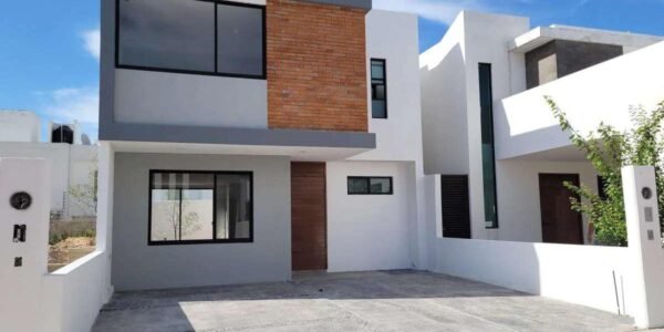 Casa en Venta, Fraccionamiento Bosques de San Juan