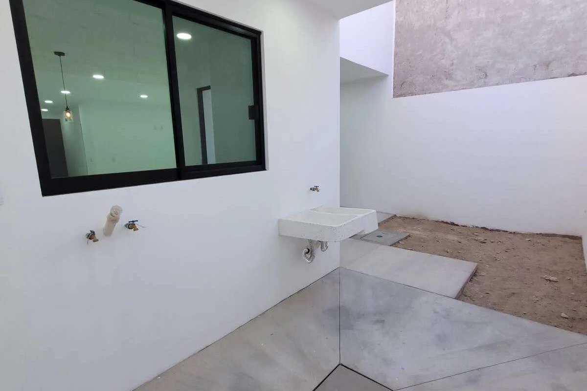 Casa con diseño moderno, 4 recámaras, 202 m2 de construcción