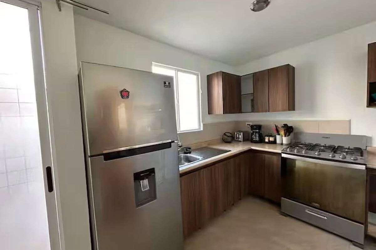 Casa en Esquina, en Fraccionamiento, 3 recámaras