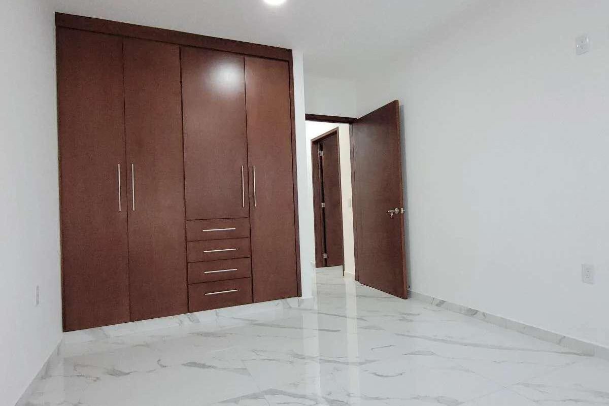 Casa con diseño moderno, 4 recámaras, 202 m2 de construcción