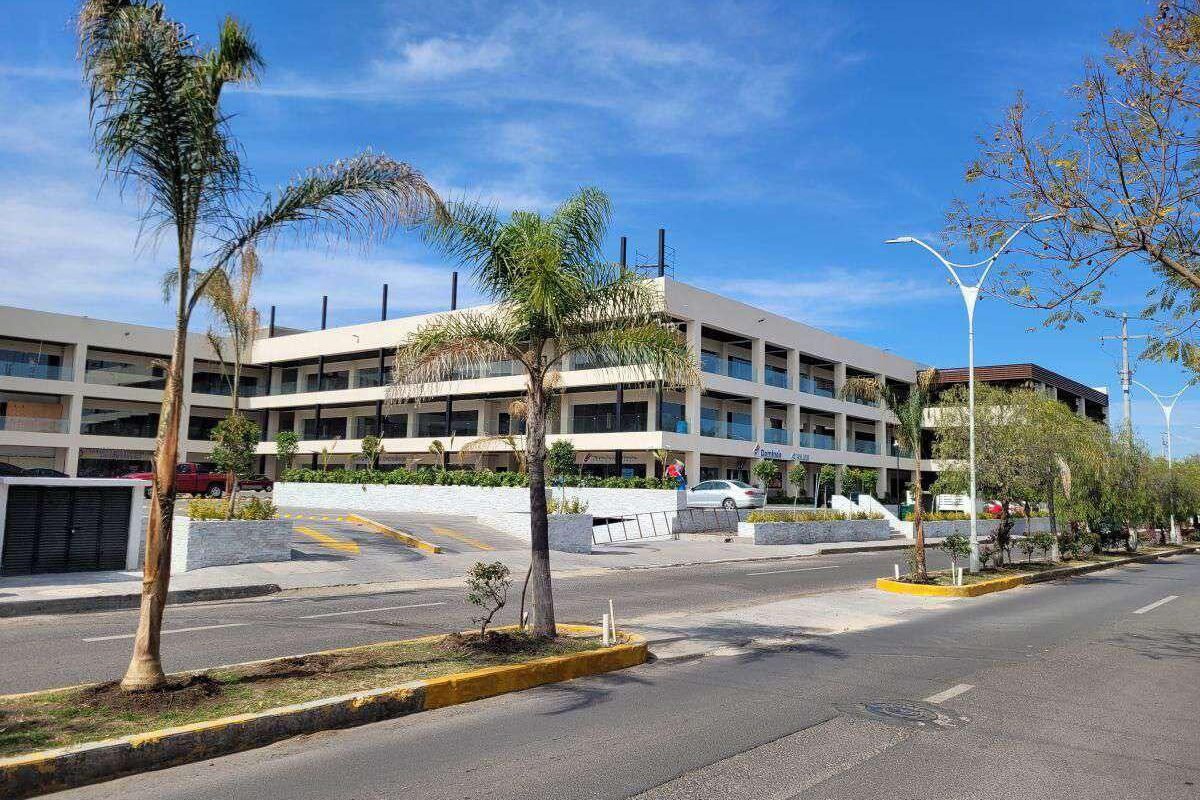 Casa en Esquina, en Fraccionamiento, 3 recámaras