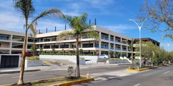 Casa en Esquina, en Fraccionamiento, 3 recámaras